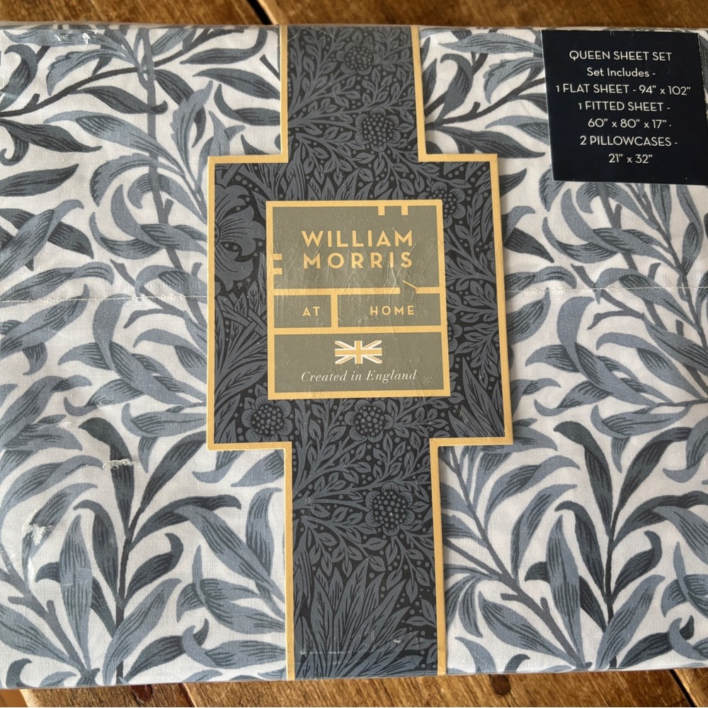 William Morris Blue and White Queen Sheet Set